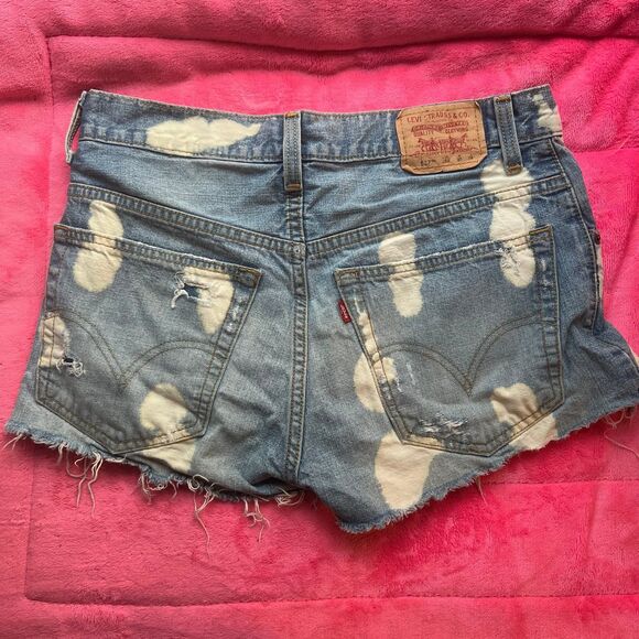 Levi Strauss Denim Shorts Jeans Bleached Distressed Cut Off Levi’s - Picture 2 of 3